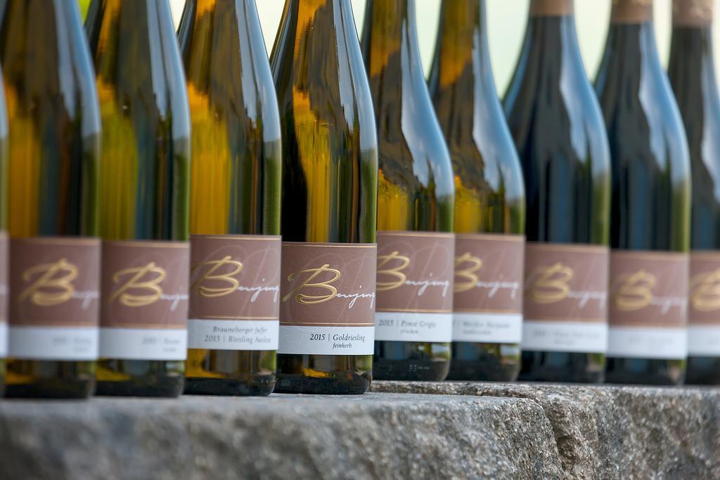 Pension Und Weingut Moselblick Brauneberg Bagian luar foto